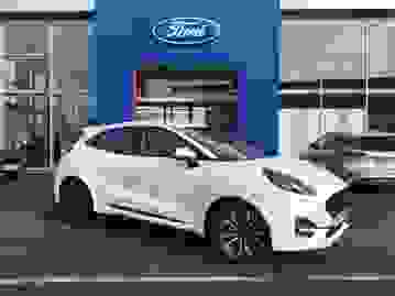 Used 2020 Ford Puma 1.0T EcoBoost MHEV ST-Line Euro 6 (s/s) 5dr White at Islington Motor Group