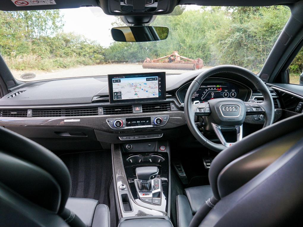 Used Audi RS4 Avant VU22BOF 17