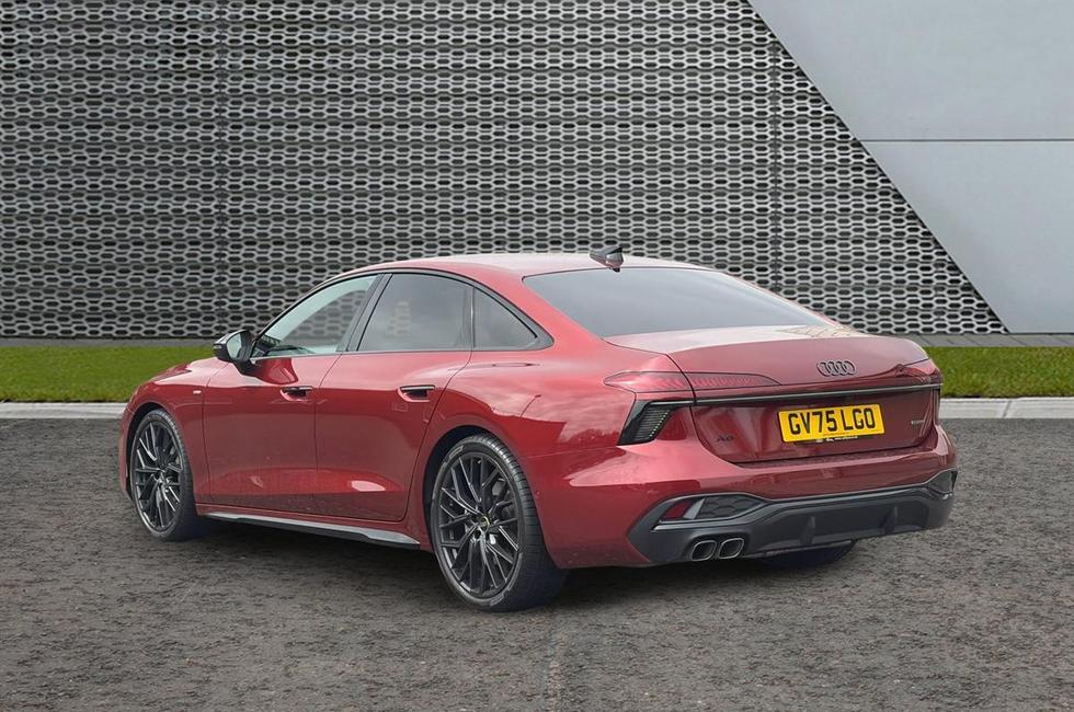 Audi A6 Photo at-b3fd69c256174d388e941be4ce202d6f.jpg