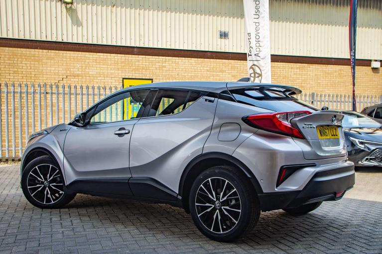 Used Toyota C-HR WN67LLZ 9