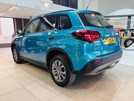 Suzuki Vitara Photo at-b4266115b5194514a9c3a1c3e3c66672.jpg