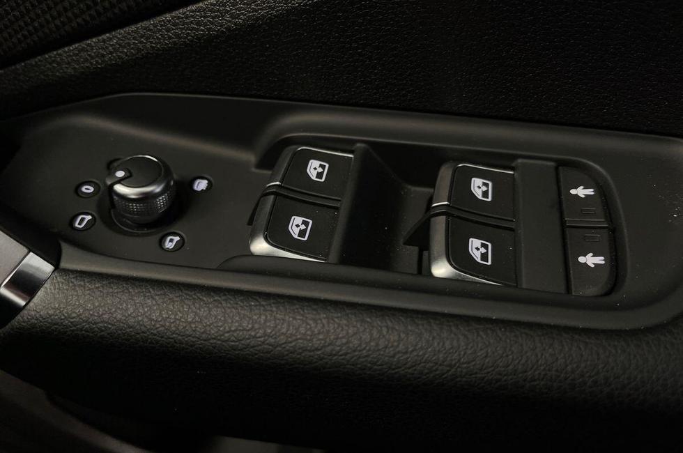 Audi Q2 Photo at-b4333f98f78f47639a146095890fcdca.jpg