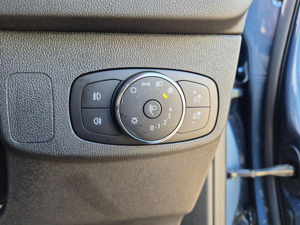 Ford Focus Photo at-b47fee0b8c1b494eb35903a530776e73.jpg