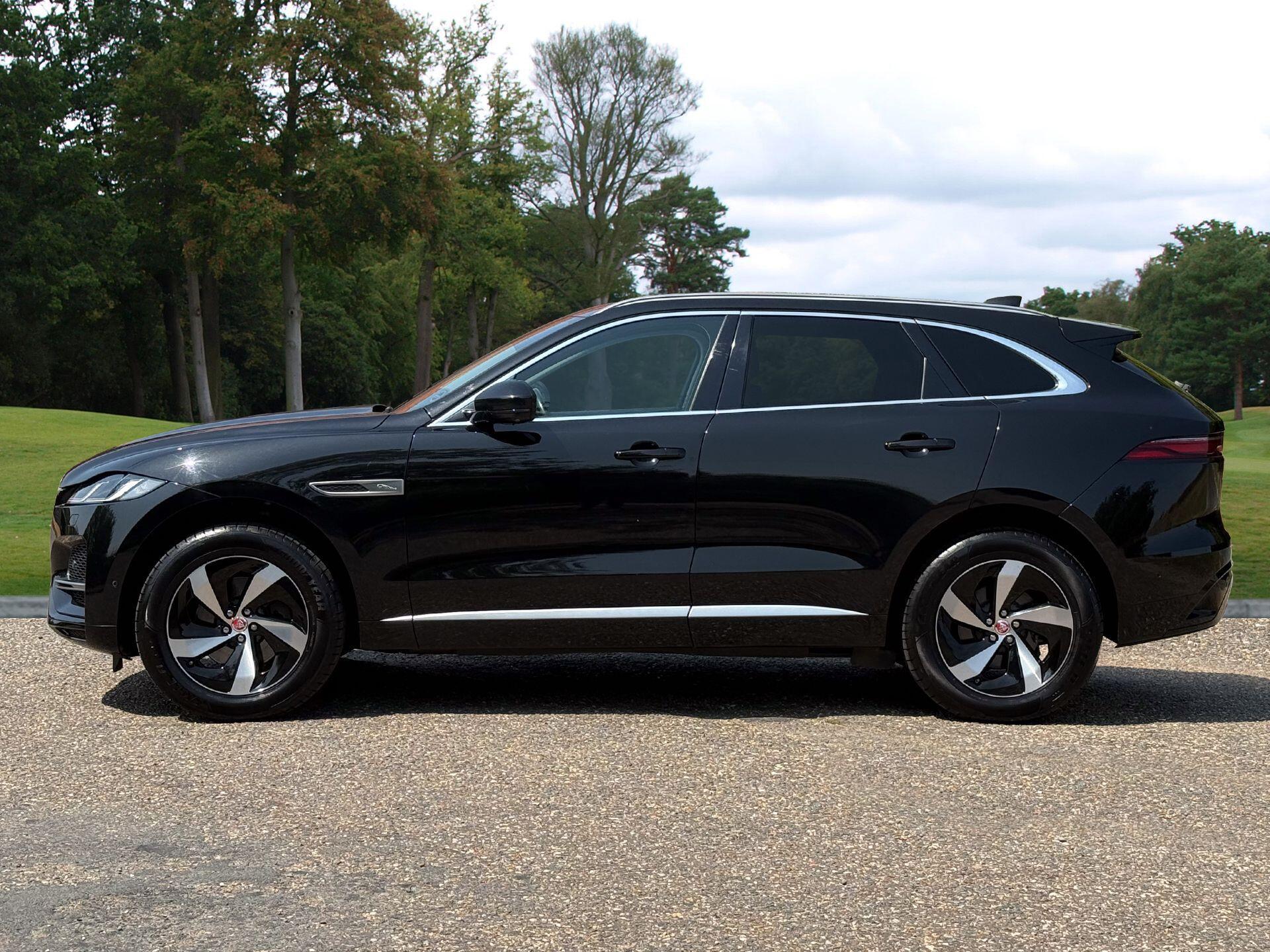 Jaguar F-PACE 2.0 D200 MHEV S Auto AWD Euro 6 (s/s) 5dr — photo 2