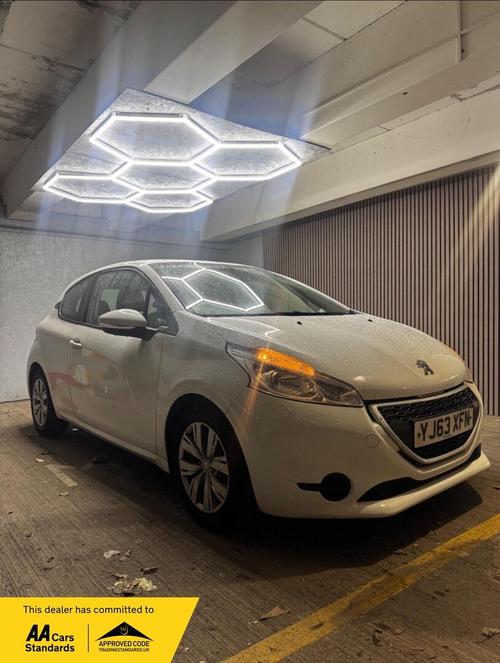 2013 PEUGEOT 208 1.2 VTI ACCESS EURO 5 3DR PETROL 72,196 MILES MANUAL ONLY 2,295... photo