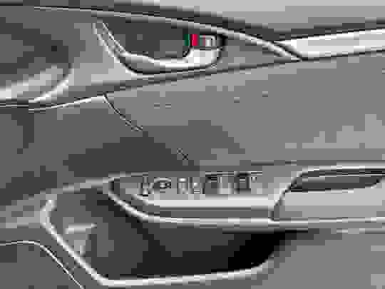 Honda Civic Hatchback Photo at-b4d3c15f3b104549a7d991ca6bb491fb.jpg