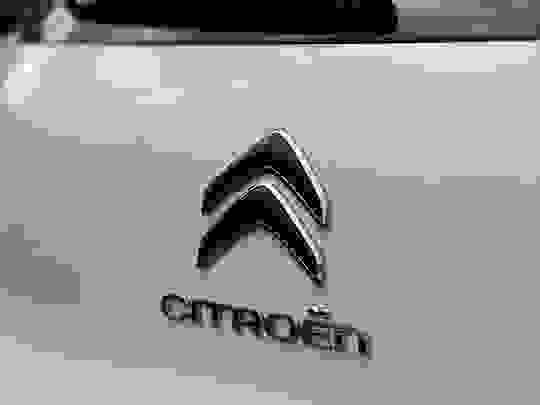 Citroen C3 Photo at-b4dc943d75d947aea2d4852fb5b813f0.jpg