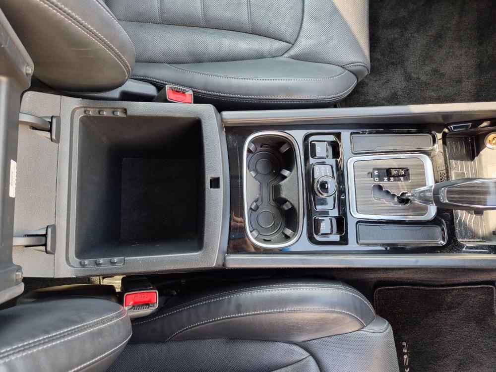SsangYong Rexton Photo at-b4dee3c0088e495b9ac591cce594a2d0.jpg