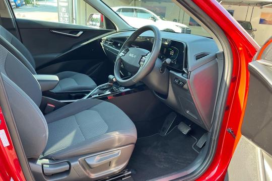 Kia Niro Photo at-b4f5a41ce55647dd89d42063b9810005.jpg