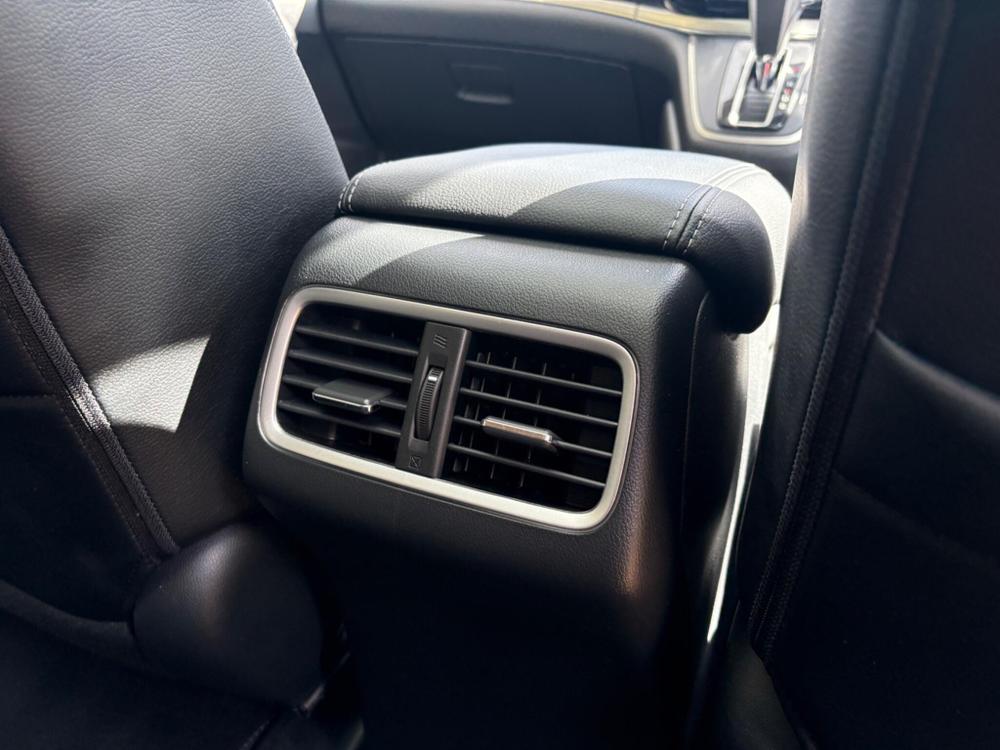 Honda CR-V Photo at-b4f909eb88e54173aa89c480813cab65.jpg