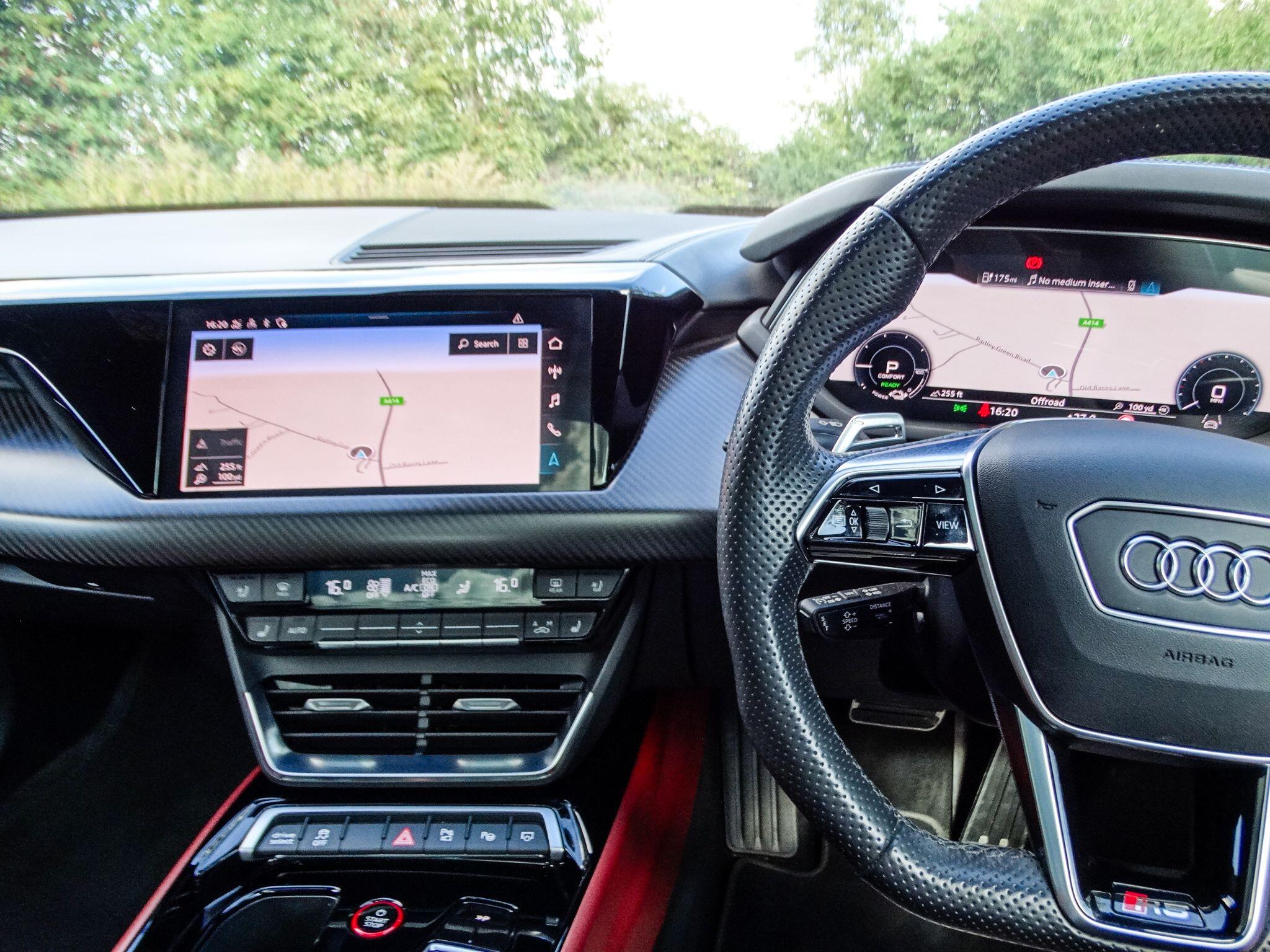 Audi RS e-tron GT 93.4kWh Auto quattro 4dr — photo 9