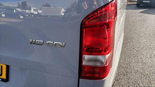 Mercedes-Benz Vito Photo at-b52603c546a24dd3ad4ac2008c50efd0.jpg