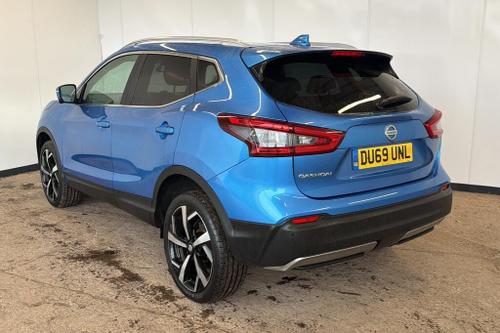 Nissan QASHQAI Photo at-b526f01a77954e6da2bca57c04b6ffd6.jpg