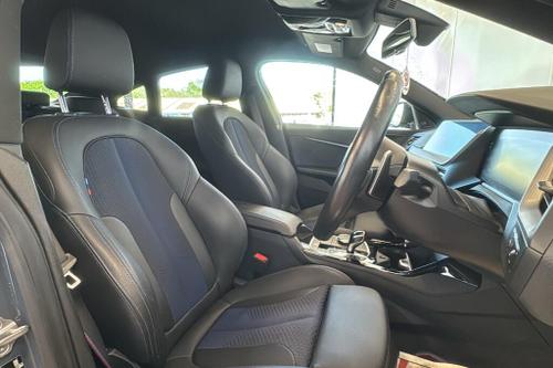 BMW 2 SERIES Photo at-b528586680044bf38095a930e025b69b.jpg