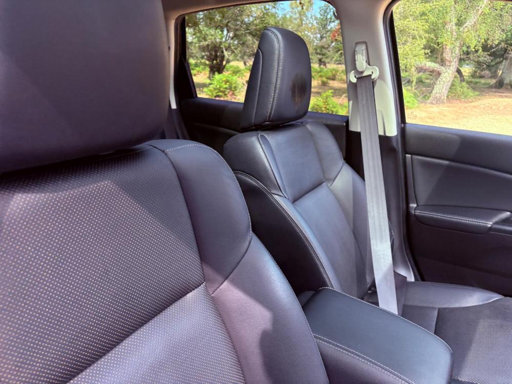 Honda CR-V Photo at-b545ae4c2a0f4e9f8b03d264a734e578.jpg