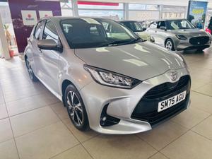Toyota Yaris Photo 0