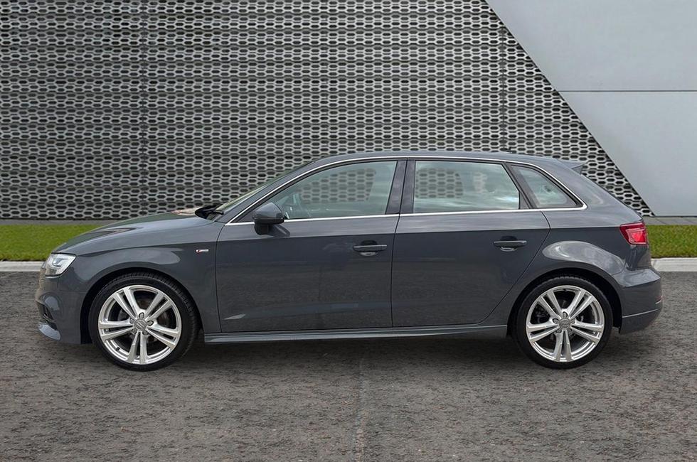 Audi A3 Photo at-b5c57ea897f749fba91d5845c77a0327.jpg