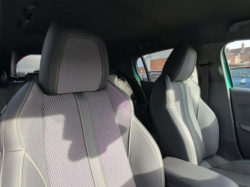 Used Peugeot 208 202610177077407 16