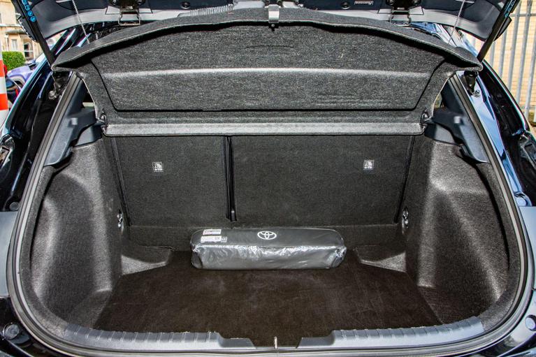 Used Toyota Corolla FP25HXV 26