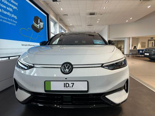 Volkswagen ID.7 Photo at-b619ccd839af47beacae7b4ea44bf13a.jpg