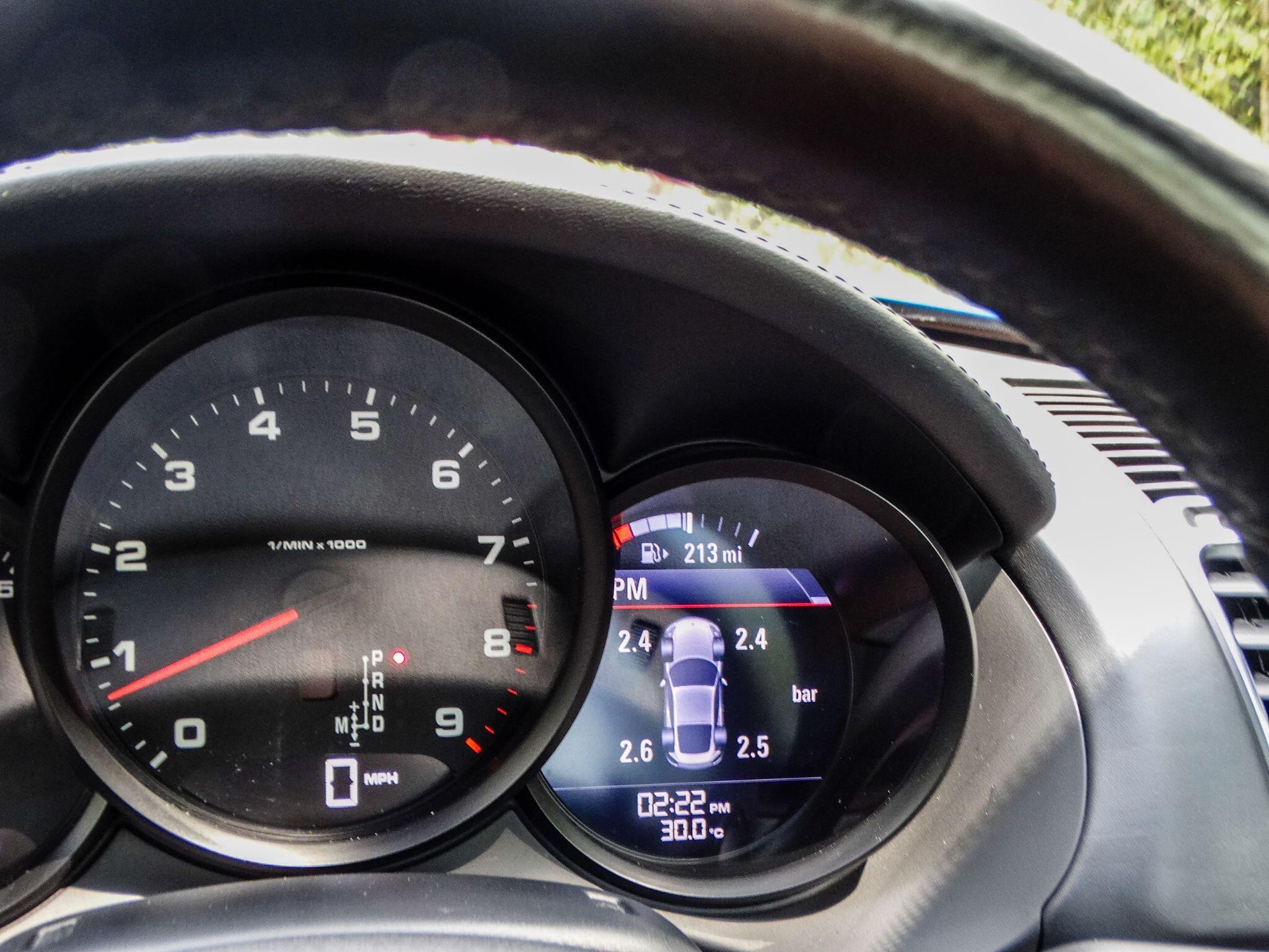 Porsche Cayman 2.7 981 Coupe 2dr Petrol PDK Euro 6 (s/s) (275 ps) — photo 18