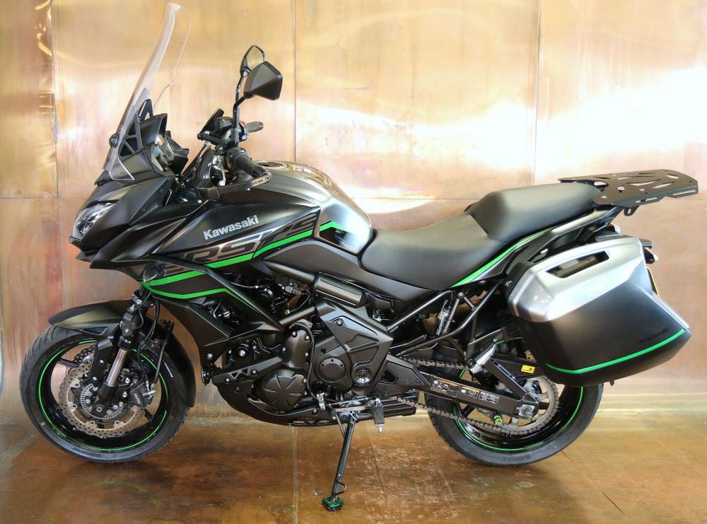 Kawasaki Versys 650 Photo at-b62a0f02f393473584b68c481bf44fe3.jpg