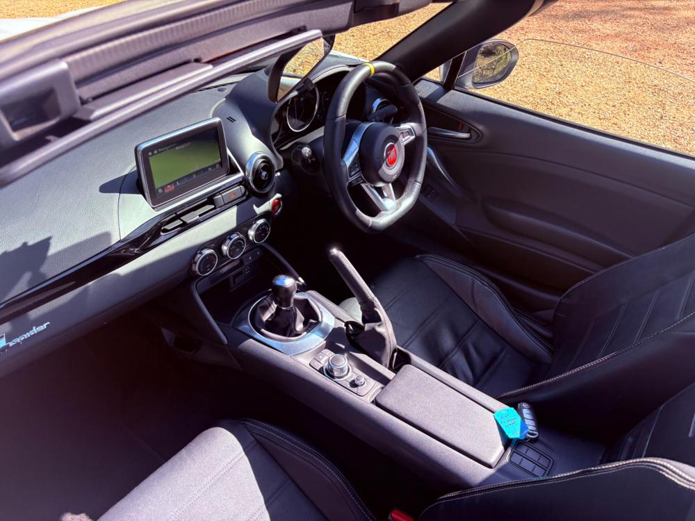 Fiat 124 Spider Photo at-b67661c2550344ee89dce387ee5c9ae6.jpg