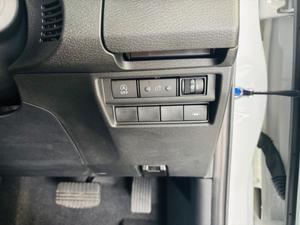 Mitsubishi L200 Photo 34