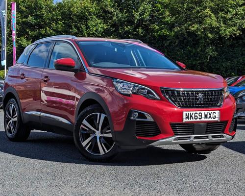 Peugeot 3008 1.2 PureTech Allure Euro 6 (s/s) 5dr at Startin Group