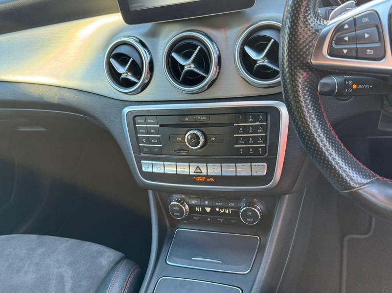 Used Mercedes-Benz GLA WP67PVJ 12