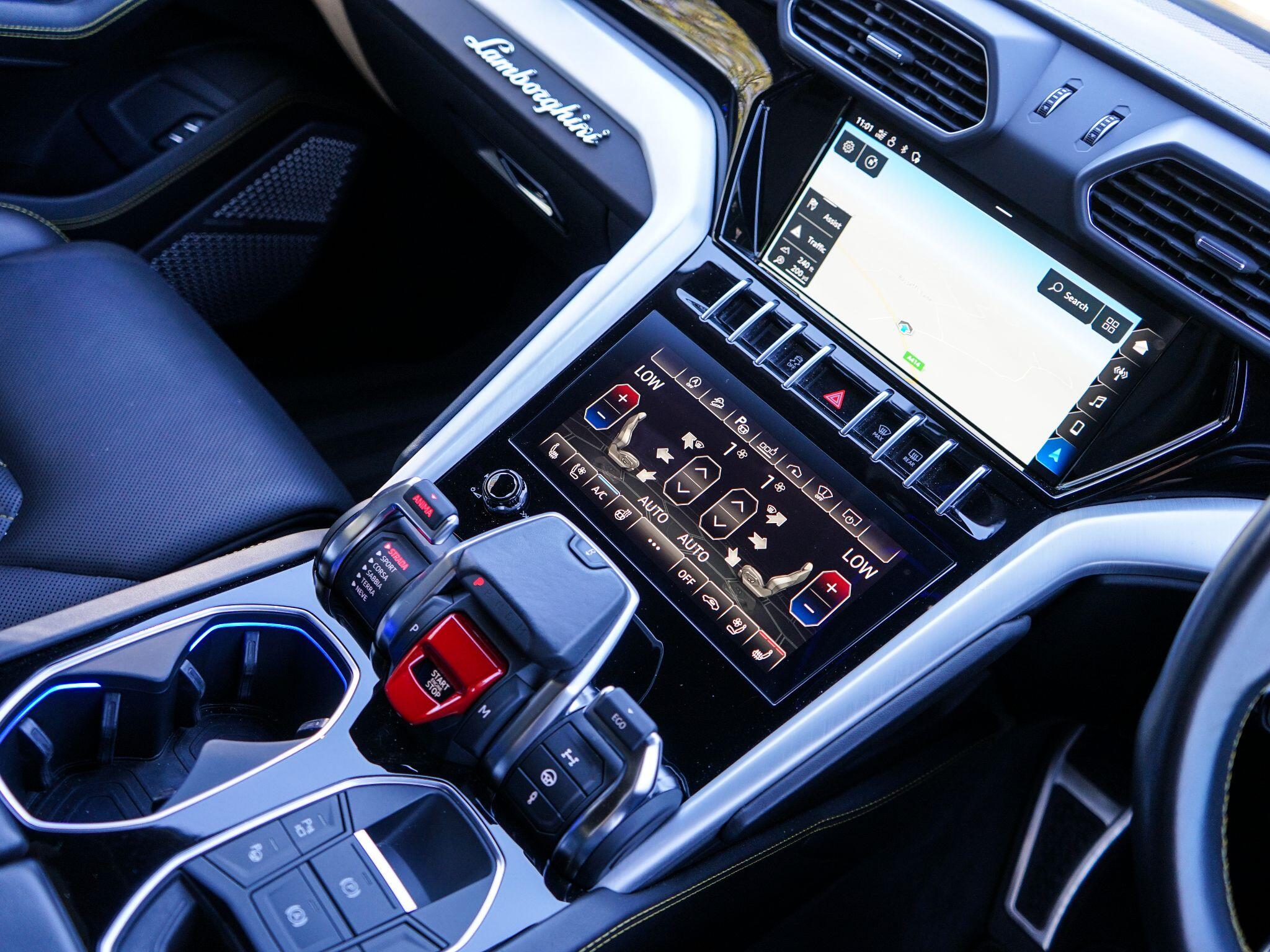 Lamborghini Urus 4.0 V8 BiTurbo SUV 5dr Petrol Auto 4WD Euro 6 (650 ps) — photo 6