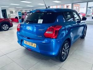 Suzuki Swift Photo 4