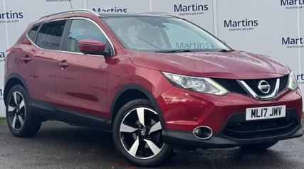 Used 2017 Nissan Qashqai 1.2 DIG-T N-Connecta 2WD Euro 6 (s/s) 5dr at Martins Group