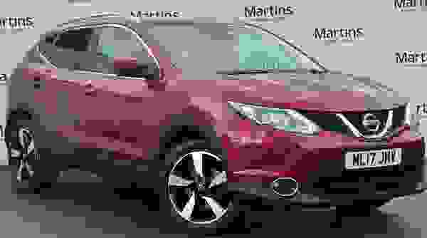 Used 2017 Nissan Qashqai 1.2 DIG-T N-Connecta 2WD Euro 6 (s/s) 5dr Red at Martins Group