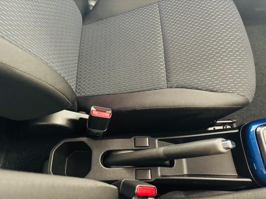 Suzuki Ignis Photo at-b6f2891370d74fcba9bc6556755ef73b.jpg