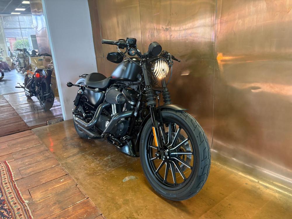 Harley-Davidson Sportster Photo at-b6ff7ae95d18436fab44bfefa85f6a86.jpg