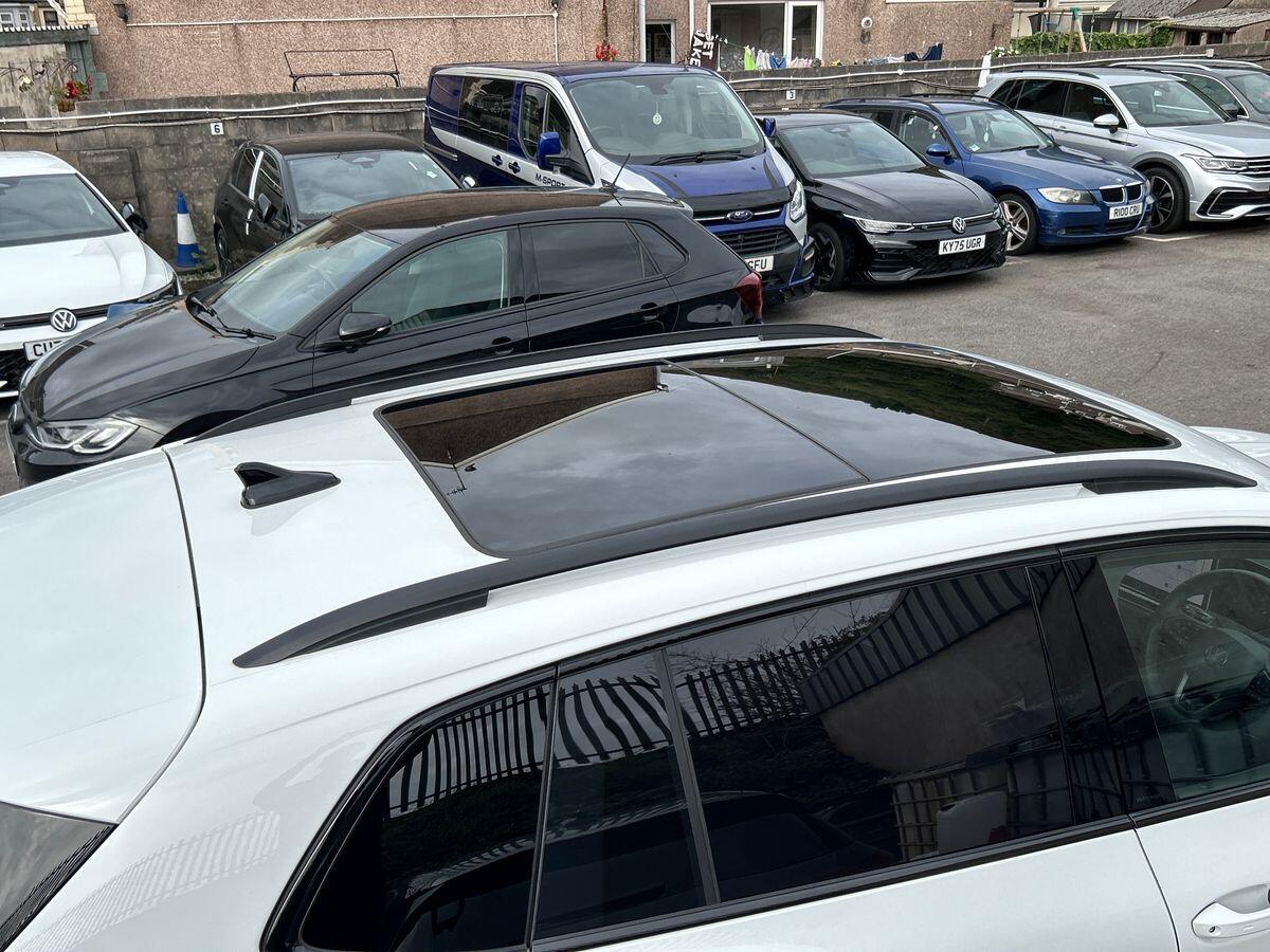 Volkswagen Tiguan Photo at-b71f4a1093484f9d8dac6a3ec14aa88f.jpg