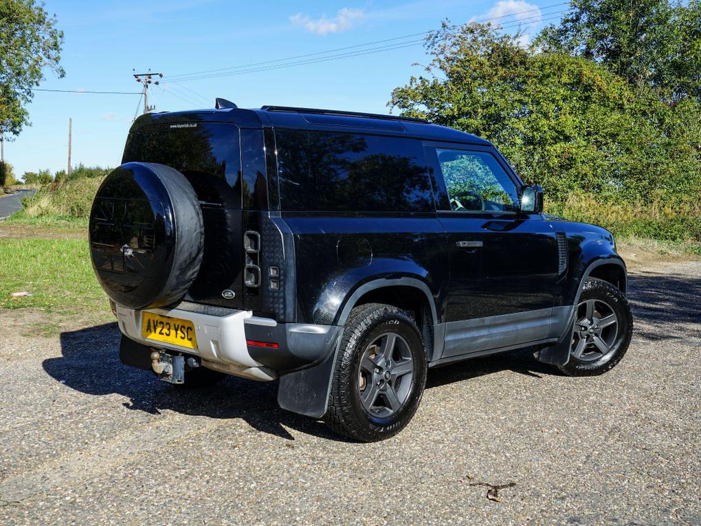 Used Land Rover Defender 90 AV23YSC 4