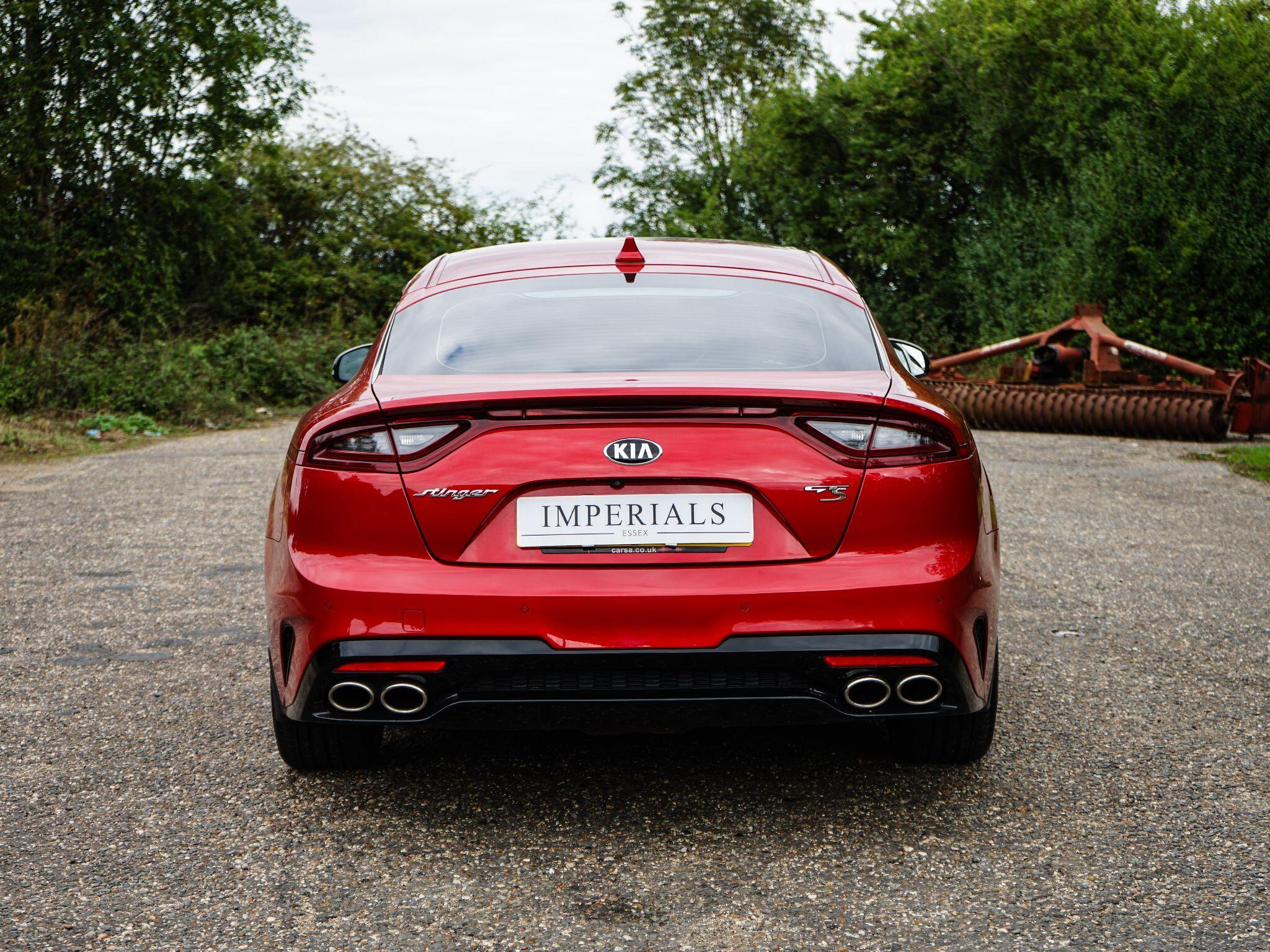Kia Stinger 3.3 T-GDi V6 GT S Gran Turismo Auto Euro 6 (s/s) 5dr — photo 11