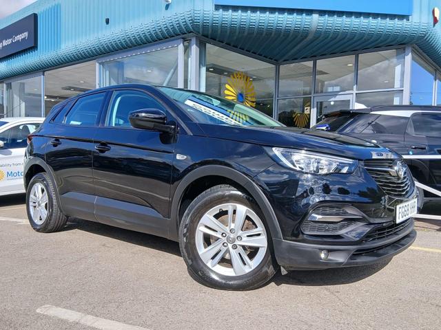 Used Vauxhall Grandland X FG68HHR 2