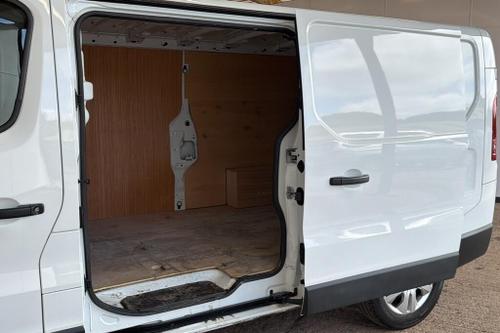 Renault TRAFIC Photo at-b790209ce8734fc297269345c337b82c.jpg