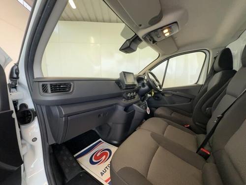 Renault TRAFIC Photo at-b7b7164fef0c4cfd97d2ed80ae01db8f.jpg