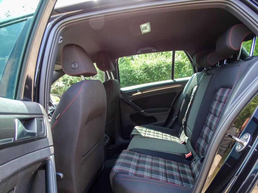 Used Volkswagen Golf PF19HLM 14