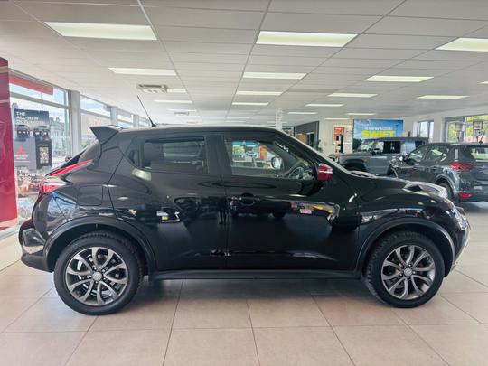 Nissan Juke Photo at-b7e562a2f46140d2b508175da622b2cb.jpg