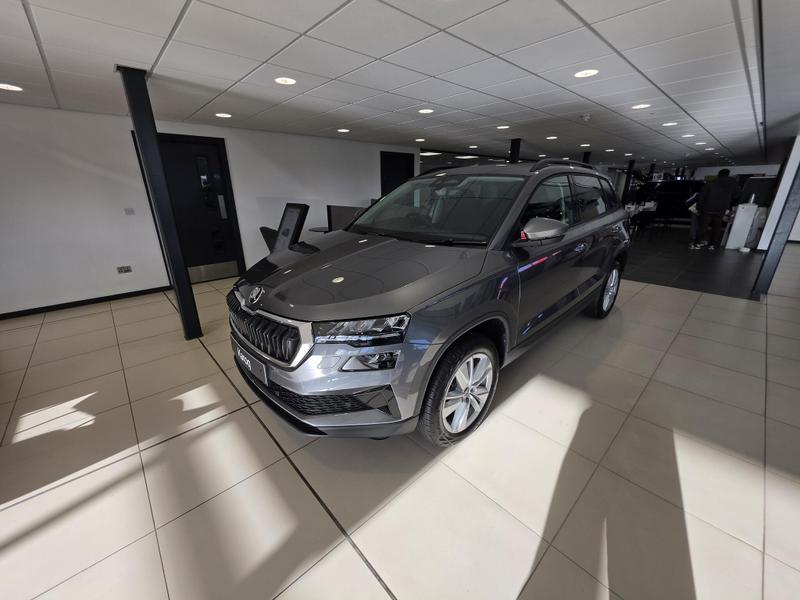 Skoda Karoq Photo at-b7fa23bbfdd744159394ed442b3207a4.jpg