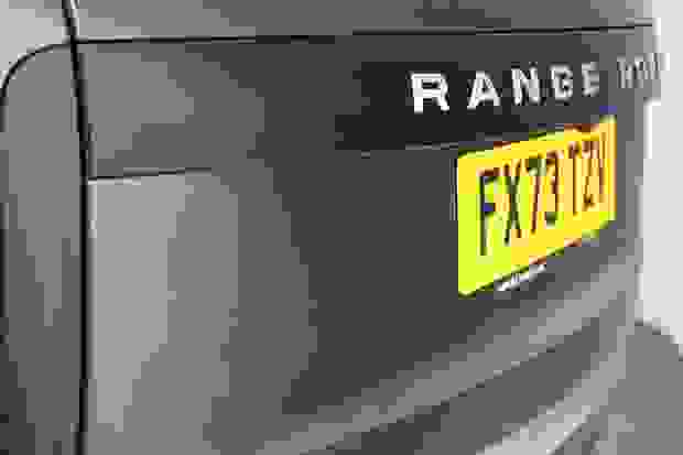 Land Rover RANGE ROVER Photo at-b8049a12e2964eccb08983a5b4e3c1e2.jpg