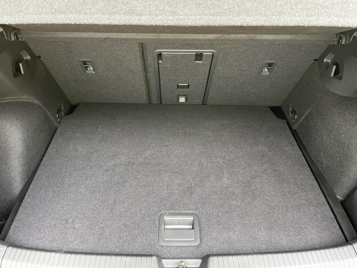 Volkswagen Golf Photo at-b80a1aca0d4b4957a92c9d50db52ef59.jpg