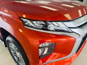 Mitsubishi L200 Photo 9