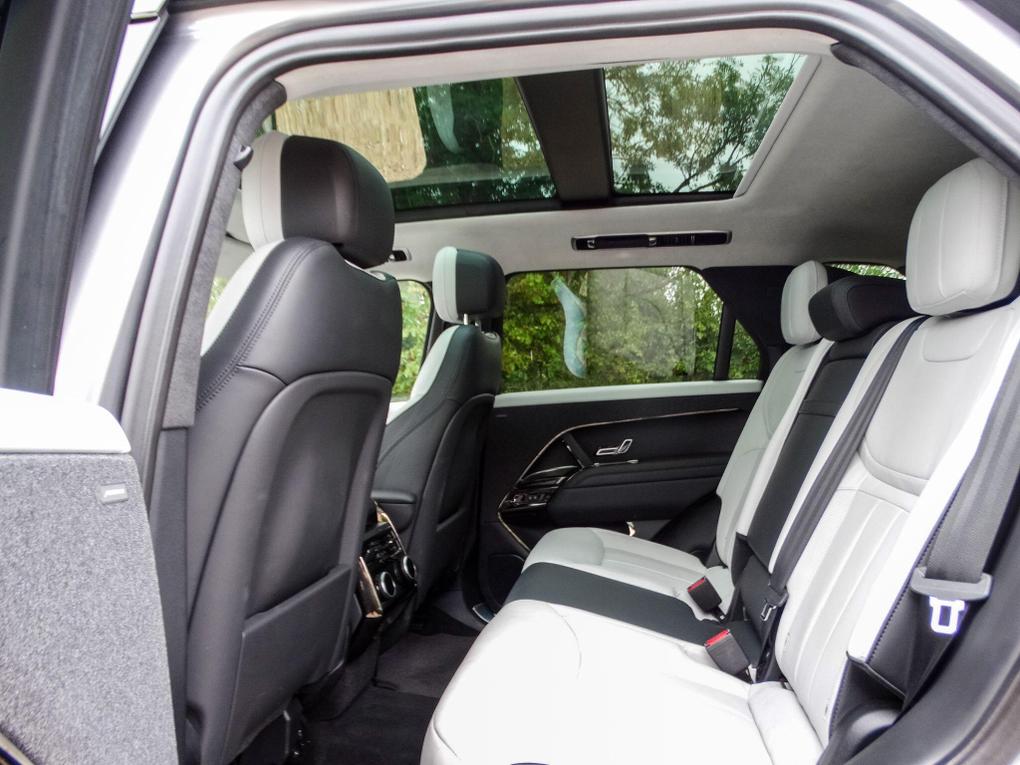 Used Land Rover Range Rover Sport HJ23XAX 14