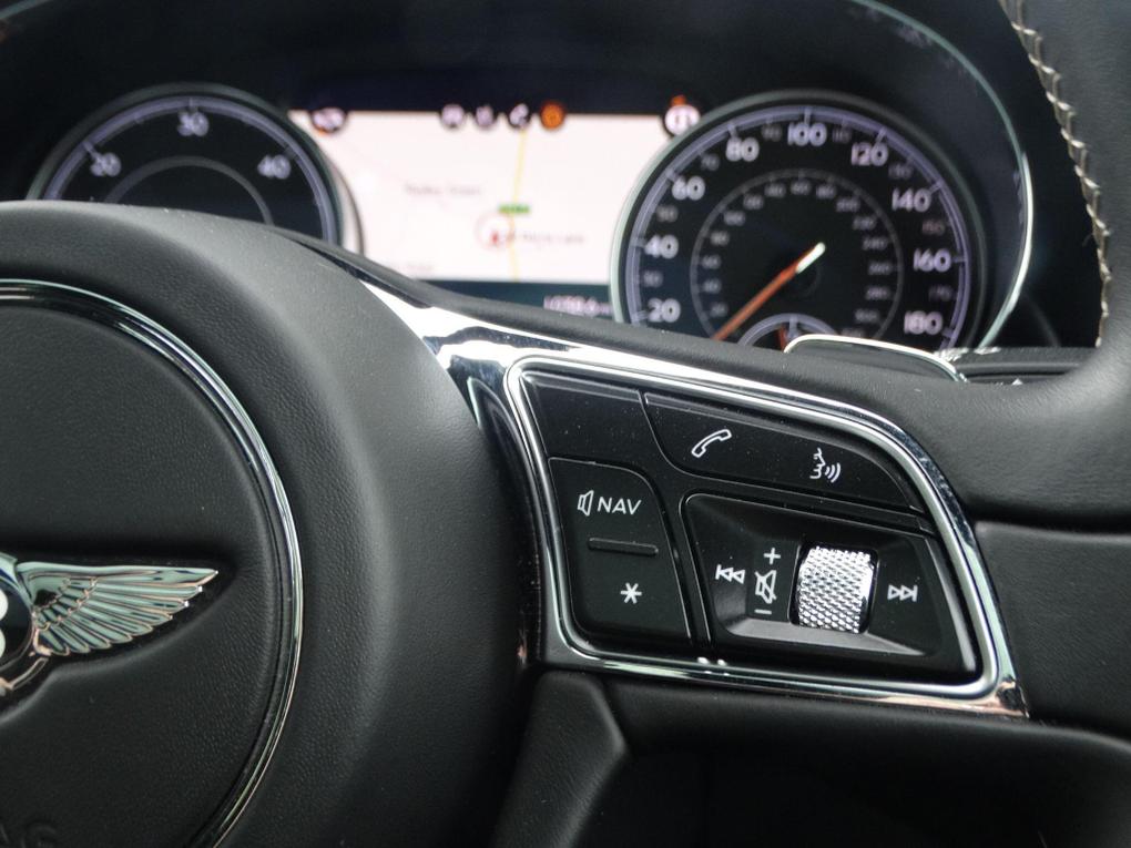 Used Bentley Bentayga LF18RHZ 32